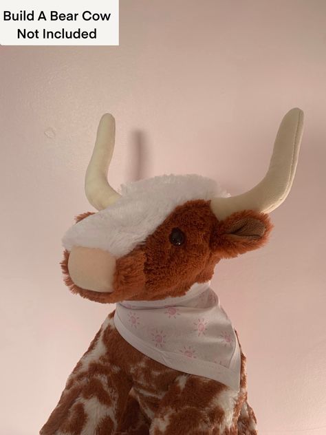 100% handmade bandana made to fit build a bear 🐻 Please note these are handmade and each one will differ slightly from the picture. *Highland cow not included* 🐮 Thank you for looking at my shop! 💗 Build A Bear Longhorn Aesthetic, Build A Bear Highland Cow, Longhorn Build A Bear, Highland Cow Stuffed Animal, Squishmallow Highland Cow, Build A Bear, Cute Cows, Super Sweet, Sewing Art