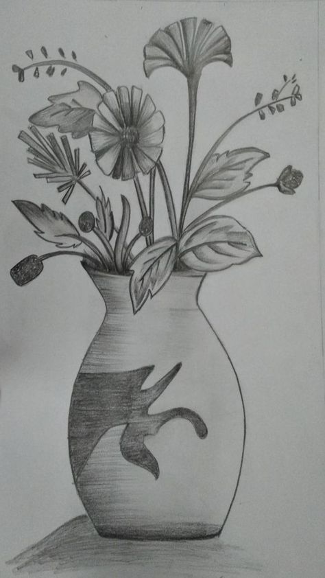 Shading Pencil, Flower Vase Drawing, Vase Drawing, Shading Drawing, Pencil Shading, Cool Pencil Drawings, Art Drawings Sketches Pencil, Graphite Drawings, Mini Drawings