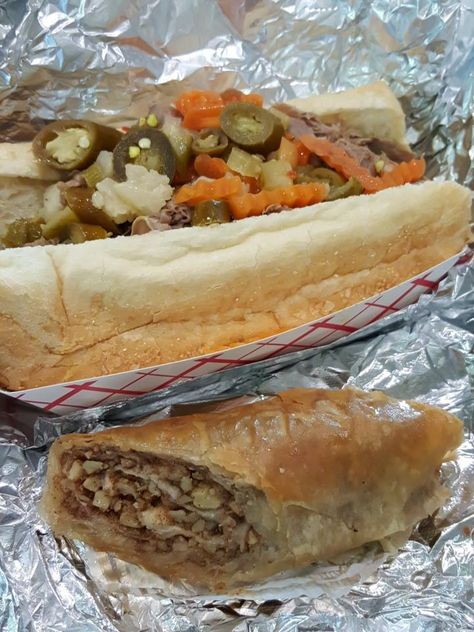 Chicago Style Italian Beef Sandwiches, Italian Beef Sandwiches Crockpot, Chicago Beef Sandwich, Chicago Style Italian Beef, Beef Sandwiches Crock Pot, Crockpot Rump Roast, Chicago Beef, Chicago Italian Beef, Italian Beef Crockpot