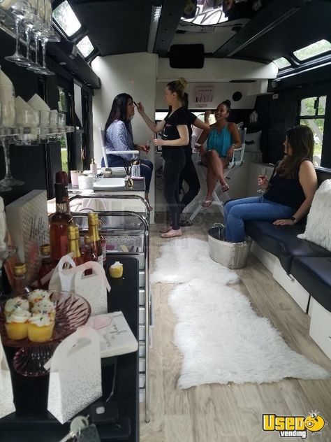 Trailer Salon, Truck Nails, Mobile Nail Salon, Mobile Hair Salon, Mobile Beauty Salon, Beauty Van, Mobile Spa, Mobile Nails, Mobile Beauty