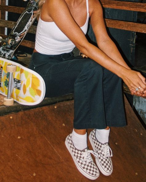 who’s down for the skate park tonight?? Checkerboard Vans Aesthetic, Checkerboard Vans Outfit, Vans Outfit Aesthetic, Skater Girl Outfits Aesthetic, Vans Outfit Womens, Checkerboard Outfit, Vans Checkerboard Outfit, Black Vans Outfit, Vans Aesthetic