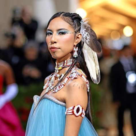 Quannah Chasinghorse, Gala Outfit, Met Gala Red Carpet, Fashion Gal, Prabal Gurung, Model Beauty, Native American Fashion, American Beauty, American Women