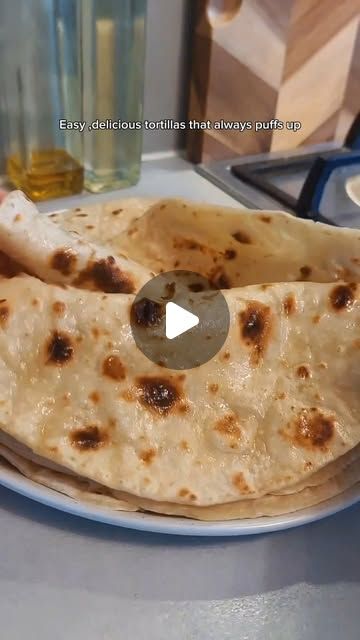 Barbara Bajon | Super Quick Easy and delicious tortilla recipe, anyone can master following this video😋🥰
#tortilla | Instagram Butter Tortillas, Food Sides, Southwestern Recipes, Sustainable Eating, Flat Breads, Bread Maker Recipes, Cooking Bread, Mexican Foods, Tortilla Recipe