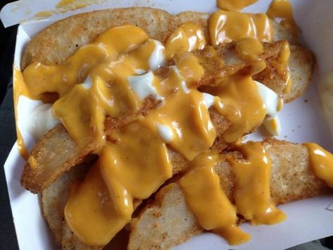 Kfc Wedges, Cheesy Wedges, Best Potato Wedges, Cheesy Potato Wedges, Kfc Potato Wedges, Seasoned Potato Wedges, Potato Wedges Recipe, Wedges Recipe, Cheese Wedge