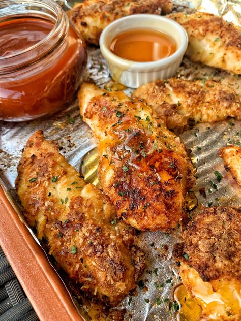 Easy Dinner Ideas With Chicken, Dinner Ideas With Chicken, Meals To Make With Chicken, Baked Parmesan Crusted Chicken, The Tipsy Housewife, Parmesan Chicken Tenders, Tipsy Housewife, Chicken Tenderloin Recipes, Baked Chicken Tenders