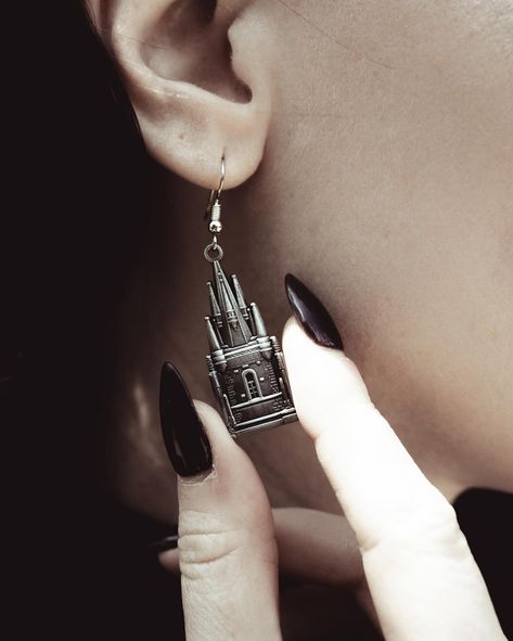 Tyn Cathedral Earrings 🏰 Not the companion to our Tyn Cathedral Necklace - these lightweight statement earrings are the newest addition to our cathedral jewelry collection 🩶 Up in the shop now! Necklace Antique, Best Lingerie, Lightweight Earrings, 925 Silver Earrings, Gothic Outfits, Light Weight Earrings, Silver Earring, The Pretty, Prague