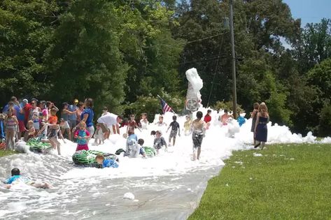 DIY: Homemade Foam Party Machine [OC] - Imgur Planter Fence, Camp Hope, Privacy Planter, Foam Machine, Outdoor Party Games, Foam Party, Bubble Party, Church Camp, Family Fun Night