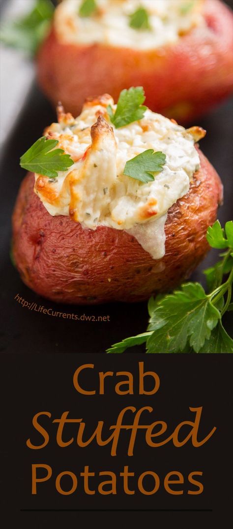 Stuffed Baked Potato, Baked Crab, Stuffed Potatoes, Stuffed Baked Potatoes, Crab Stuffed, Fancy Appetizers, Crab Recipes, God Mat, Baked Potatoes