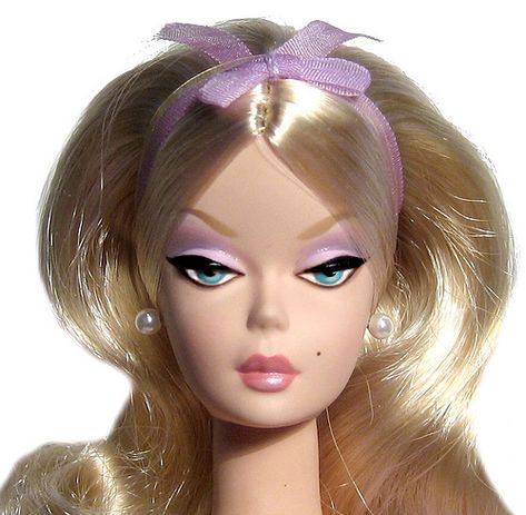 Barbie Nutcracker, Dolls Aesthetic, Pink Pinterest, Barbie Makeup, Pink Aura, Aesthetic Coquette, Vintage Barbie Dolls, Croquettes, Aesthetic Aesthetic