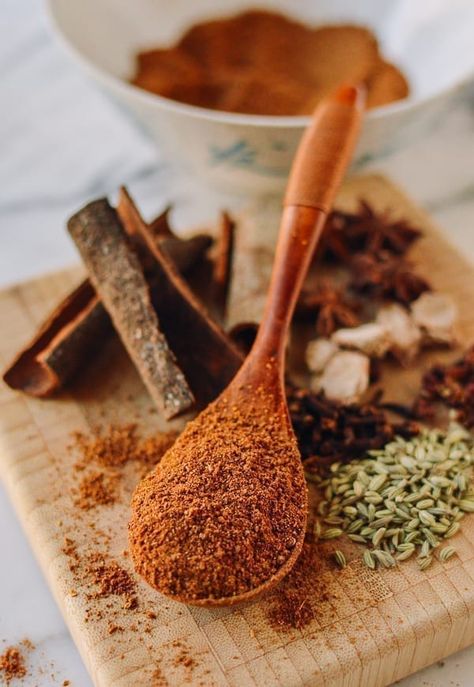 How to Make Five Spice Powder - The Woks of Life Asian Pork Chops, Five Spice Chicken, 5 Spice Powder, Oven Baked Ribs, Asian Dish, Chinese Spices, Wok Of Life, Woks Of Life, 5 Spice