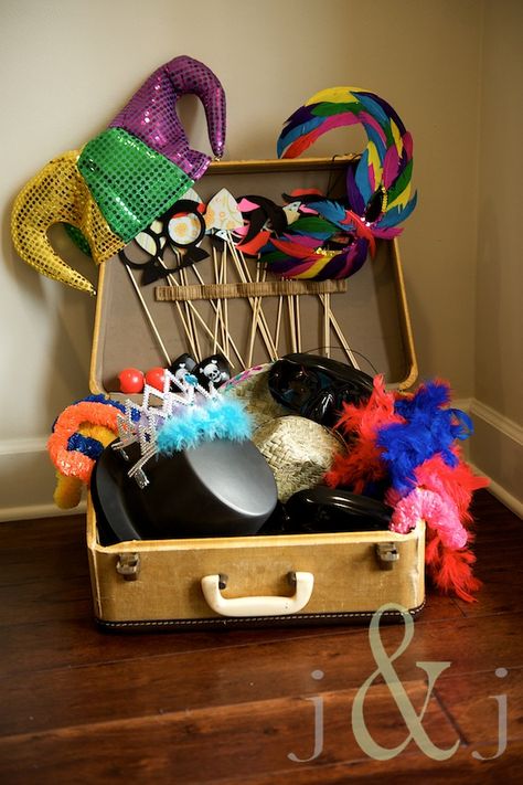 Great idea for photo booth props.... I like the tabs they added to the suitcase lid to hold the sticks. Wedding Photography Props, Booth Backdrops, Wedding Bridesmaids Dresses Blue, Diy Photo Booth, Wedding Photo Booth, Wedding Props, Destination Wedding Planning, Slumber Parties, Photo Booth Props