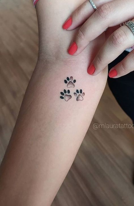 Multiple Cat Memorial Tattoo, Multiple Pets Tattoo, Tattoo For Multiple Dogs, Tattoo Simplistic, Cool Animal Tattoos, Cat Paw Tattoos, Front Shoulder Tattoos, Pawprint Tattoo, Dog Paw Tattoo