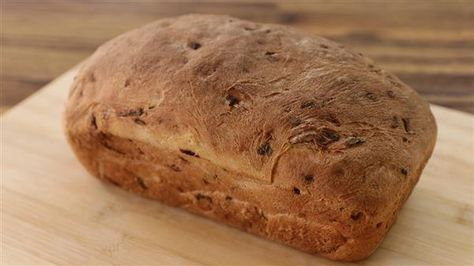 Caramelized Onion Bread Recipe Onion Bread Recipe, The Cooking Foodie, Baking Bread At Home, No Carb Bread, Zucchini Fritters Recipe, Onion Bread, Carmelized Onions, Bread At Home, Bread Soft