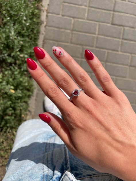 Red Nails With Cherries, Red Vacation Nails, Aug Nails, Minimal Nails Art, Hello Nails, Cherry Nails, Summery Nails, Minimal Nails, London Outfit