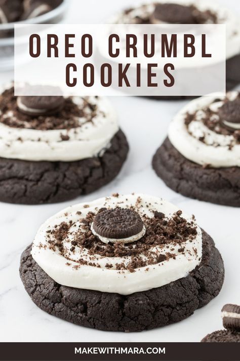 Oreo Crunch Cookies, Soft Oreo Cheesecake Cookies, Crumble Oreo Cookie Copycat, Oreo Crumbl Cookie Recipe, Oreo Crumble Cookies, Crumbl Cookies Chocolate, Family Deserts, Cookie Copycat Recipes, Crumble Cookies Recipe