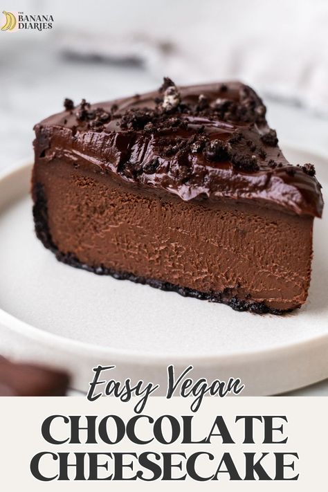 You will never believe that this creamy, decadent, and rich vegan chocolate cheesecake is dairy free, eggless, and just so easy!! With an easy Oreo cookie crust and simple chocolate cheesecake batter made only in a food processor (and all without cashews nor tofu), this creamy vegan chocolate cheesecake is a chocolate lovers dream! Better than Cheesecake Factory! Dairy Free Chocolate Cheesecake Recipe, Vegan Double Chocolate Cake, Dairy Free Chocolate Cheesecake, Gluten Free Dairy Free Chocolate Dessert, Vegan Chocolate Cheesecake, Chocolate Terrine, Tofu Cheesecake, Healthy Pie, Vegan Chocolate Ganache