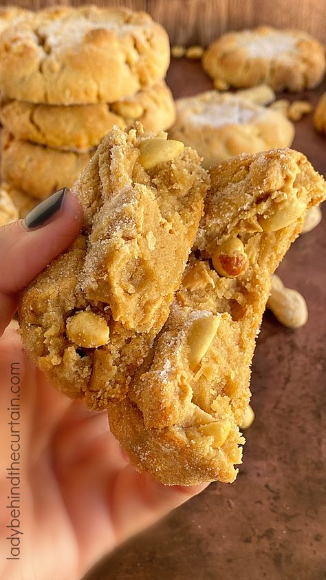 Gourmet Thick Peanut Butter Cookies Large Cookies, Soft Peanut Butter Cookies, Fall Market, Pretty Desserts, Peanut Butter Cookie, Gourmet Cookies, Peanut Butter Cookie Recipe, Delicious Cake, Lost 100 Pounds