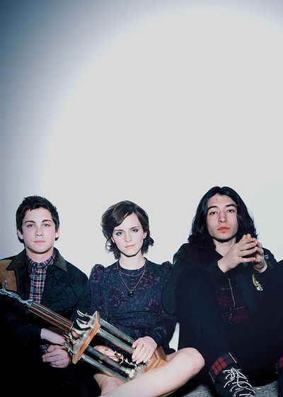 Ezra Miller, Logan Lerman, Perks Of Being A Wallflower, Helena Bonham Carter, Benedict Cumberbatch, Jennifer Lawrence, Emma Watson, Series Movies, Miley Cyrus