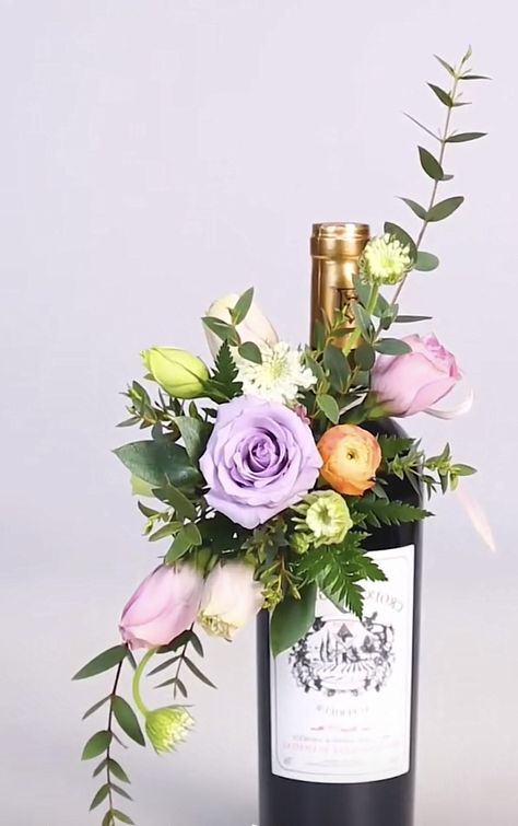 Decoration With Wine Bottles, Wine And Flowers Gift Basket, Wine Centerpiece Ideas, Floral Wine Bottle, Wine Floral Arrangements, Wine Flower Arrangements, Wine Glass Flower Arrangement, Wine Bottle Floral Arrangements, Wine Flower Bouquet