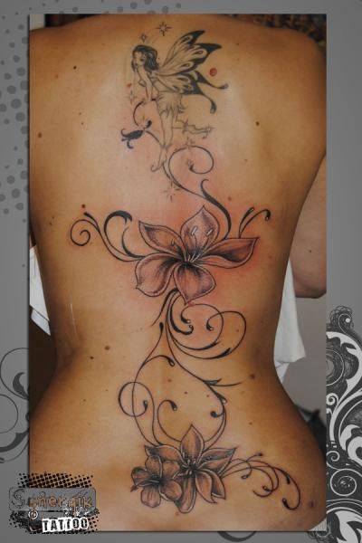 Feminine Back Tattoos Spine Flowers, Flower Cover Up Tattoos, Feminine Back Tattoos, Floral Back Tattoos, Spine Tattoos For Women, Tattoos For Black Skin, Pretty Tattoos For Women, Dope Tattoos For Women, Fairy Tattoo