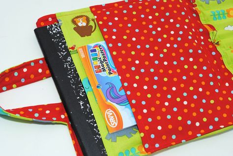 Kids Crayon & Coloring Book Carrier Crayon Bag, Book Carrier, Crayon Coloring, Diy Baby Carrier, Art Caddy, Diy Coloring Books, Kids Colouring, Crayon Roll, Crayon Holder