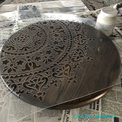 Decorative Lazy Susan Ideas, Lazy Susan Stencil Ideas, Resin Lazy Susan Ideas, Lazy Susan Crafts, Wood Burned Lazy Susan, Lazy Susan Cricut Ideas, Lazy Susans Ideas, Diy Lazy Susan Ideas, Painted Lazy Susan Ideas