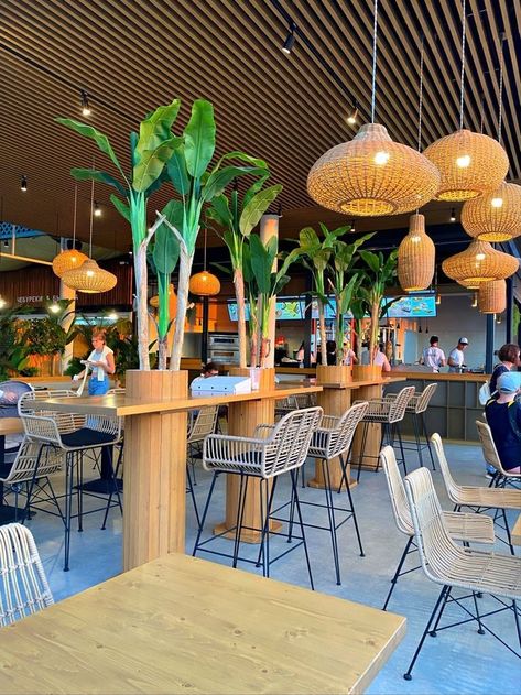 Coffe Decor, Restaurant Cafe Design, Bakery Shop Interior, Surf Cafe, Boat Restaurant, Caribbean Decor, Hawaiian Restaurant, Cabin Bar, Bistro Design