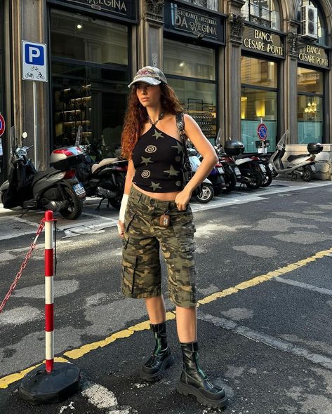 Camo inspo Camo Jersey, Capri Outfits, Back To School Outfits, School Outfits, Style Board, Capri, Camo, Back To School, Amethyst