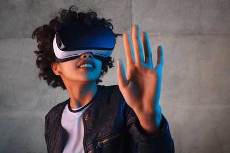 Class Tech Tips: Virtual Reality Without a Headset? Real Classroom Strategies for VR Virtual Reality, Entertainment