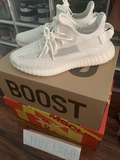 Adidas Yeezy Boost 350 V2 Bone HQ6316 Size 9 IN HAND NEW SHIPS TODAY Get a price at https://copapair.com/adidas-yeezy-boost-350-v2-bone-hq6316-size-9-in-hand-new-ships-today/ Yeezy Boost 350 V2, Adidas Yeezy Boost 350, 350 V2, Yeezy Boost 350, Yeezy Boost, Adidas Yeezy, Adidas Yeezy Boost, Nice Shoes, Adidas Sneakers