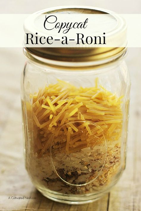 Homemade Rice A Roni, Homemade Dry Mixes, Rice A Roni, Homemade Pantry, Rice Side, Rice Side Dishes, Mason Jar Meals, Homemade Spices, Homemade Seasonings