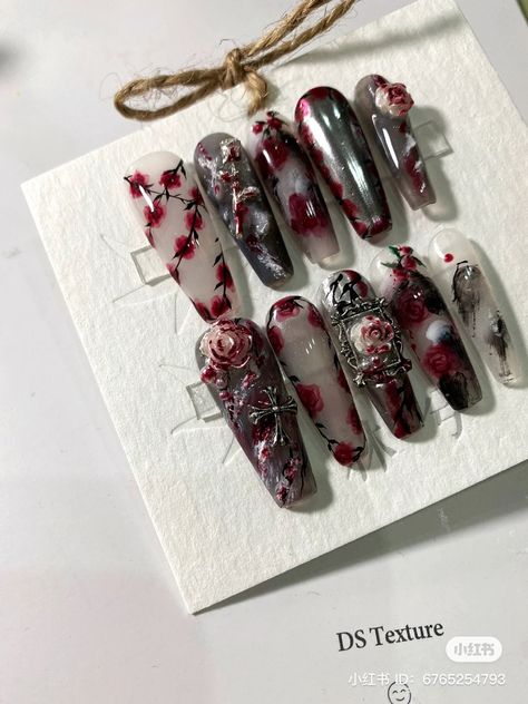 Designs For Nails, Rose Blood, Quartz Nails, Gothic Nails, Goth Nails, Grunge Nails, Pretty Nail Art Designs, Pretty Gel Nails, Rose Nails