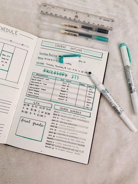 Bullet Journal Ideas For Students, College Bullet Journal, Study Bullet Journal, Student Bullet Journal, School Bujo, School Bullet Journal, Aesthetic Bullet Journal, College Journal, Bullet Journal Page