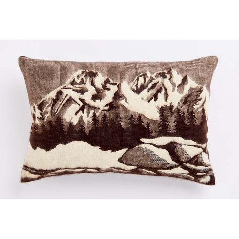 Bring a bit of fashion and zip to your space with this eye-catching and comfy 20" x 14" brown and white mountain scene zippered lumbar pillow cover. Southwestern Pillows, Mountain Pillow, Southwestern Pillow, Modern Pillow Covers, Bohemian Handmade, Handmade Pillow Covers, Bold Patterns, Accent Throw Pillows, White Mountains