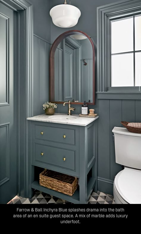 Vanity Bathroom Ideas, Powder Bathroom Ideas, Color Drenching, Bathroom Rehab, Reno House, English Interior Design, Little Bathroom, Painted Vanity Bathroom, Glamorous Bathroom