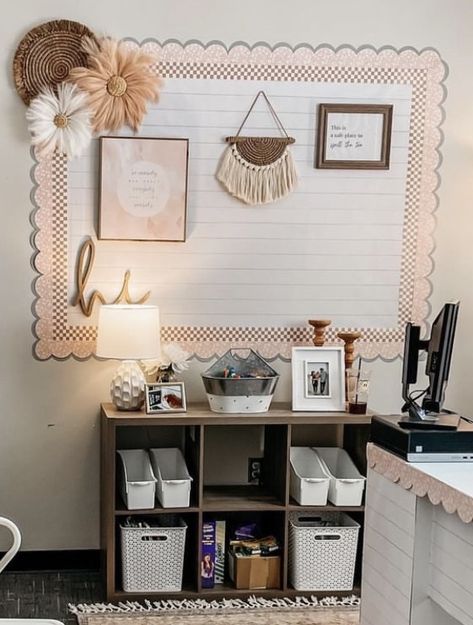 Modern Bulletin Board Design, Classroom Couch Area, School Workroom Bulletin Boards, Beige Classroom Aesthetic, Cute Office Bulletin Board Ideas, Elar Classroom Setup, Boho School Office, Boho Classroom Middle School, Lesson Planning Aesthetic