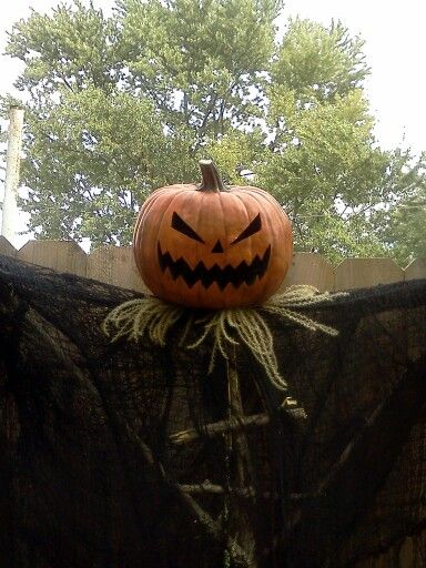 Sleepy Hollow Jack O Lantern, Jack O Lantern Scarecrow, Hollow Decorations, Sleepy Hollow Pumpkin, Creepy Scarecrow, Halloween Scarecrows, Sleepy Hollow Halloween, Halloween Pumpkin Crafts, Halloween Costumes For Work