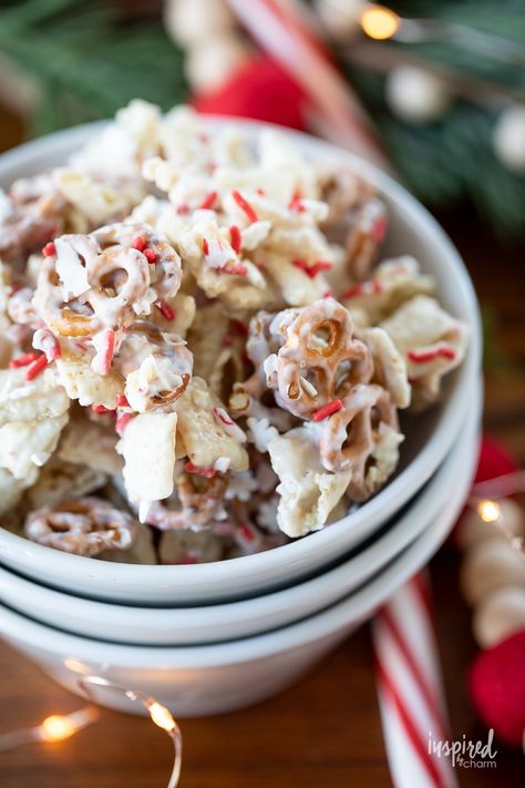 Embrace the joy of the holidays with this Peppermint White Chocolate Chex Mix. A perfect blend of crunchy cereal, salty pretzels, and sweet peppermint, all enveloped in creamy white chocolate. This festive snack is great for entertaining, as a delightful Christmas party treat, or as a homemade gift. Easy and delicious, it's the ideal way to bring a touch of holiday magic to your gatherings! Santa Hat Chex Mix Christmas, White Chocolate Peppermint Pretzels, White Chocolate Snack Mix, White Chocolate Chex Mix, Chocolate Chex Mix, Salty Pretzels, Peppermint White Chocolate, Fall Snack Mixes, Peppermint Pretzel