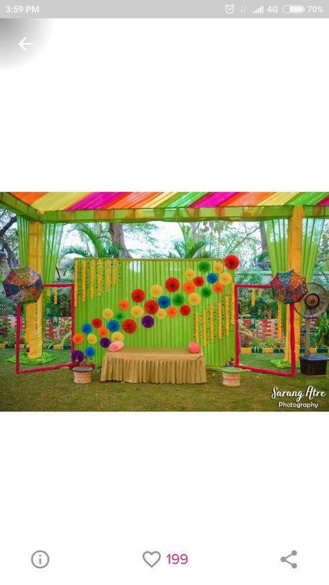 Mehendi Program Decoration, Holi Decorations Ideas At Home, Holi Backdrop, Haldi Decoration Ideas At Home Simple, Dandiya Decoration, Mehendi Stage, Mehendi Setup, Indian Outdoor Wedding Decor, Wedding Party Decorations Diy