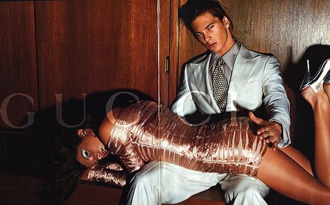 Gucci Add from 2003 The Tom Ford Years. Luxury Ad Campaigns, Tom Ford Swimwear, Gucci Ad, Adam Senn, Gucci Campaign, Sophie Dahl, Carmen Kass, 90's Aesthetic, Vintage Editorials