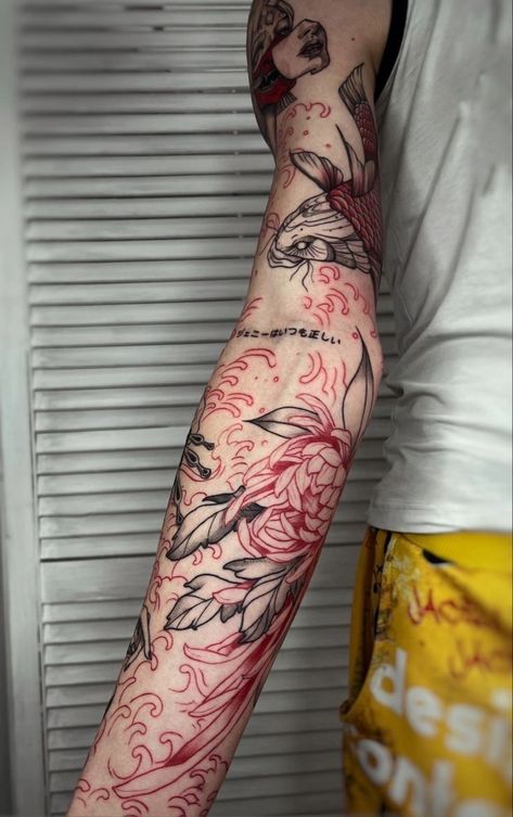 Yakuza Style Tattoo, Boys Tattoo, Tattoos Cool, 50 Tattoo, Mushroom Tattoos, Ornamental Tattoo, Red Ink Tattoos, Geniale Tattoos, Japanese Sleeve Tattoos