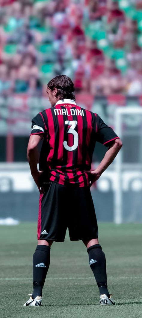 Maldini Wallpaper 4k Ultra Hd, Polo Maldini, Maldini Wallpapers 4k Iphone, Maldini Tackle, Paulo Maldini Wallpaper, Football Legends Wallpaper, Maldini Wallpapers, Maldini Milan, Ac Milan Players