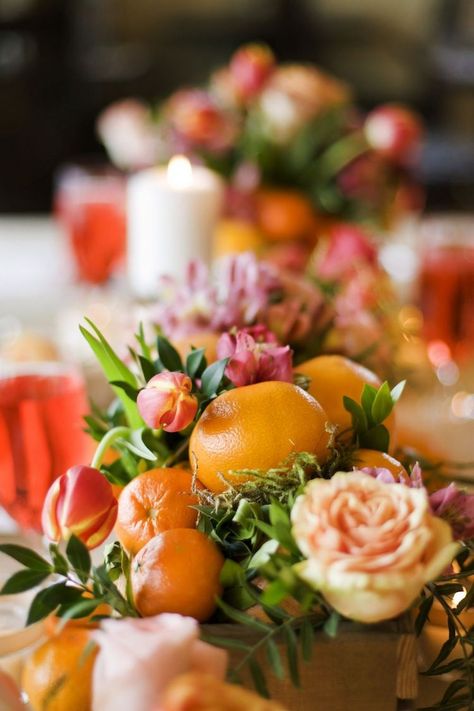 DIY table centerpiece with flowers and fruits festive decorations    #wedding #table #decoration #centerpiece #fruits #flowers Fruit Centerpieces Wedding, Spring Wedding Centerpieces, Fruit Centerpieces, Table Centerpieces Diy, Fruit Wedding, Festive Table Setting, Smelling Flowers, Mediterranean Wedding, Winter Wedding Decorations