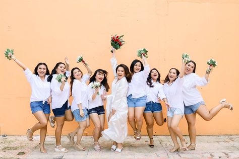 Bridesmaid Preparation Outfit Ideas, Bride Squad Ideas, Bridesmaid Prep, Bridesmaid Shoot, Bachelor Party Themes, Bridesmaid Squad, Prep Outfits, Groom Squad, Bridesmaid Get Ready Outfit