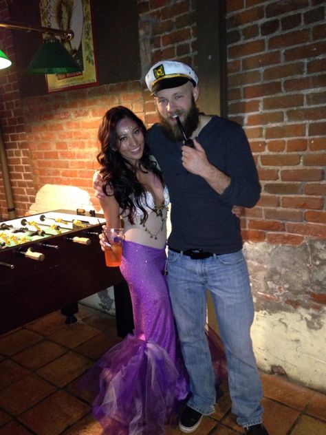 Couple costume- mermaid and her captain. Homemade Homemade Couples Costumes, Belle Halloween, Best Diy Halloween Costumes, Native American Halloween Costume, Captain Costume, Halloween Costumes Diy Couples, Girl Group Costumes, Couples Halloween, Mermaid Parade