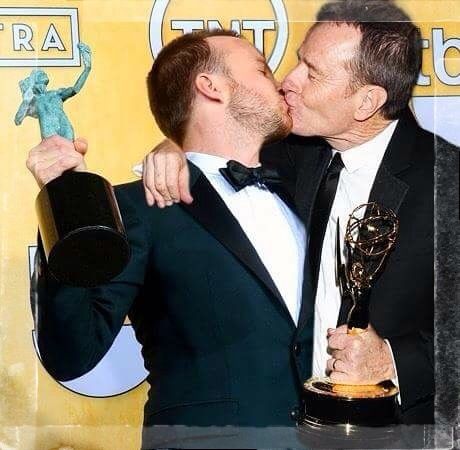 Breaking Bad's Brian Cranston and Aaron Paul ... love these guys <3 Breaking Bad Core, Matching Breaking Bad Pfps, Gale Breaking Bad, Huyandere Breaking Bad, Crazy 8 Breaking Bad, Breaking Bad Profile Pic, Todd Breaking Bad, Breaking Bad Ending, Jessie Breaking Bad