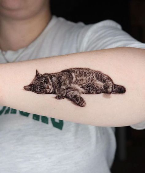 Cat Tattoo Designs Realistic, Simple Cat Portrait Tattoo, Tortie Cat Tattoo, Grey Cat Tattoo, Tattoo Ideas Book, Realistic Cat Tattoo, Meow Tattoo, Geometric Cat Tattoo, Cat Eye Tattoos