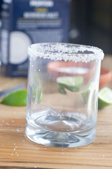 Rim Salt, Margarita Salt, How To Make Margaritas, Salad Greens, Classic Recipes, Margarita Glasses, Tequila Shots, No Salt Recipes, Heck Yeah