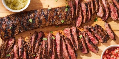 Grill Flank Steak, Marinating Steak, Carne Asada Recipes, Marinated Flank Steak, Flank Steak Recipes, Flat Iron Steak, Grilled Flank Steak, Golden Rules, Marinated Steak