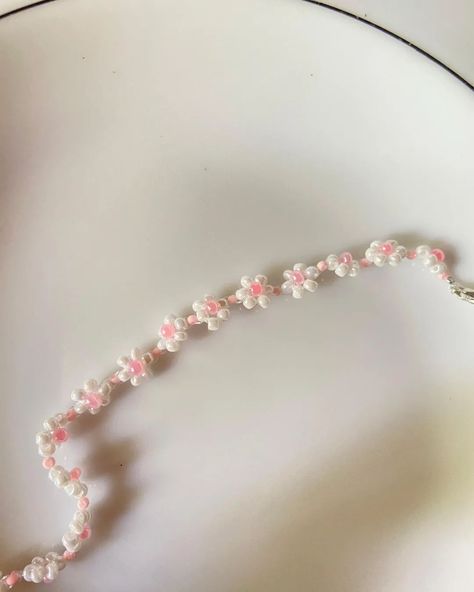 Seed bead jewellery 🤍... "Seed beaded chocker jewellery | bracelet,anklet,earrings,necklace,ring y2k fashionstyle 🧚‍♀️✨️ _Daisy bracelet | Seed beaded flower bracelet y2k fashionstyle 🌼🤍 #fashionstyle #foryou #followforfollowback #fypシ #fyp #handbags #handmade #wedding #party #bead #bag #beadstore #beadsbeadsbeads #beautiful #smallbusiness #supportsmallbusiness #streetstyle #style #fashionblogger #model #girlstyle #seedbeads #seed #bracelets #bracletmaking #necklace Seed Bead Jewellery, Seed Bracelets, Bracelet Y2k, Beaded Flower Bracelet, Ring Y2k, Beaded Chocker, Handbags Handmade, Seed Bead Flowers, Bead Bag